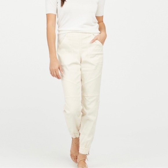 Spanx Stretch Twill Cargo Joggers Cream sz M 20319R - Picture 1 of 12